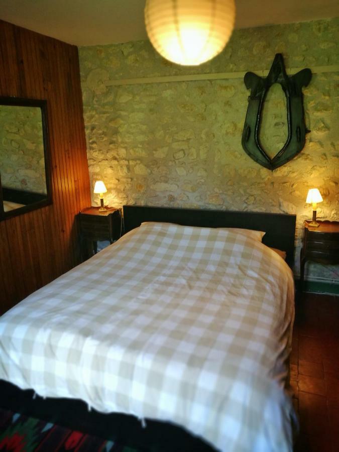 Céré-la-Ronde Gite D'Aigues Vivesヴィラ エクステリア 写真